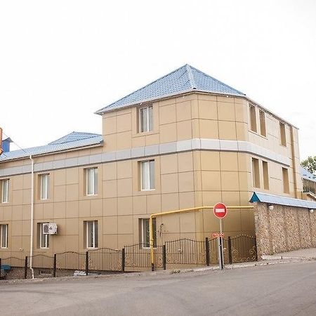 Imperiya Hotel คเมลไนป์สกาเย ภายนอก รูปภาพ