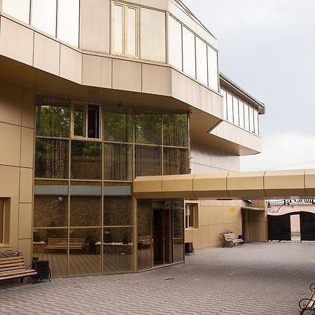 Imperiya Hotel คเมลไนป์สกาเย ภายนอก รูปภาพ